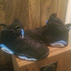 Jordan 6 UNC